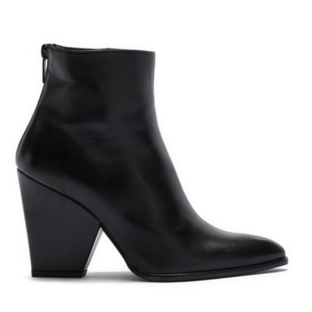 Stuart Weitzman Booties